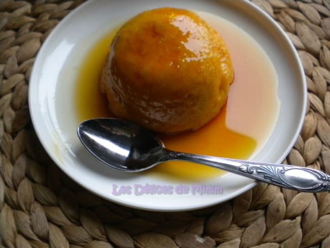 Petits gâteaux de semoule au caramel