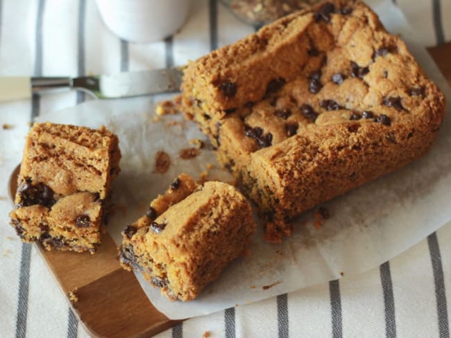 Blondies aux pépites de chocolat noir et pralin