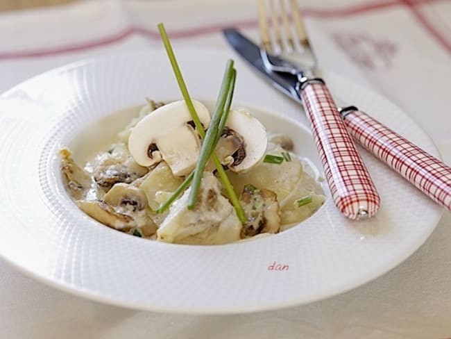 Gratin de poisson aux champignons ciboulette et crème de parmesan