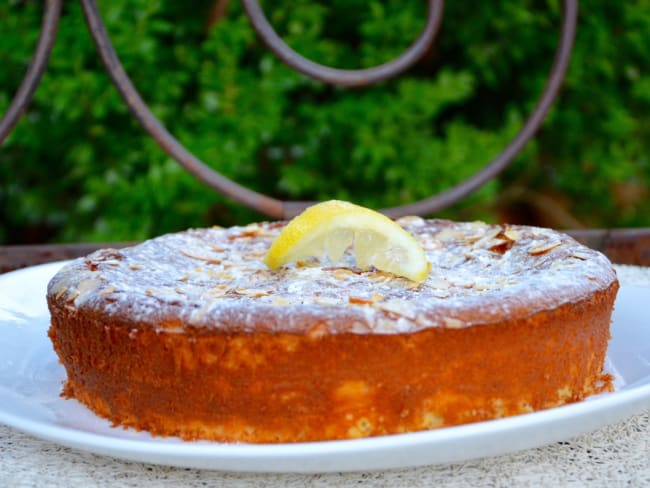 Gâteau italien à la ricotta, au citron et aux amandes