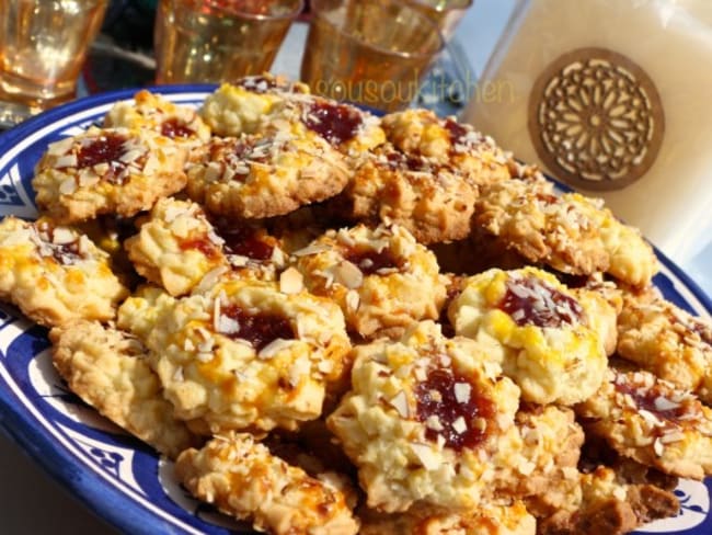 Biscuits sablés aux amandes et confiture de fraise