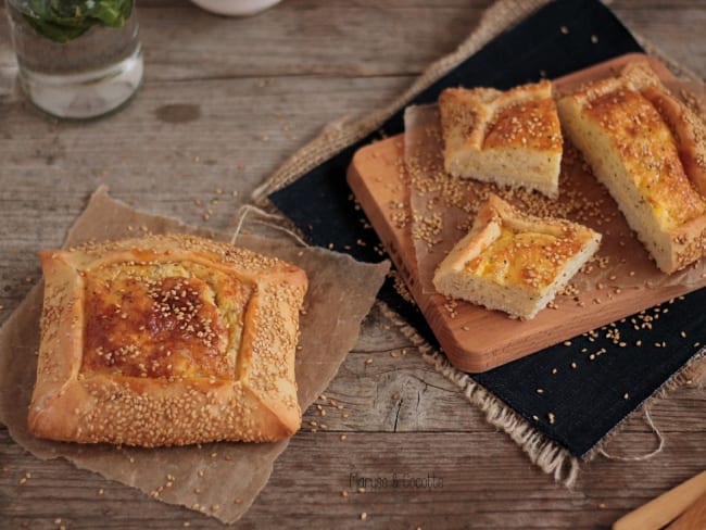 Flaounes ou Brioches Salées aux Fromages