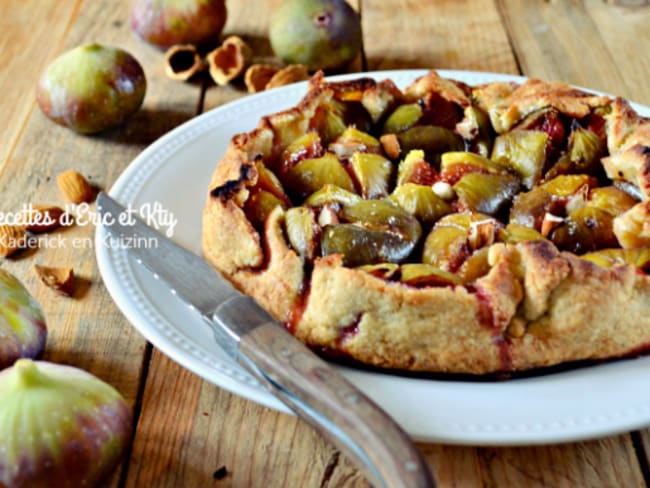 Tarte à l'ancienne aux figues et amandes fait maison