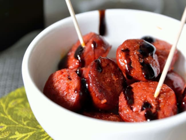 Chorizo grillé à la crème de vinaigre balsamique : une recette express !