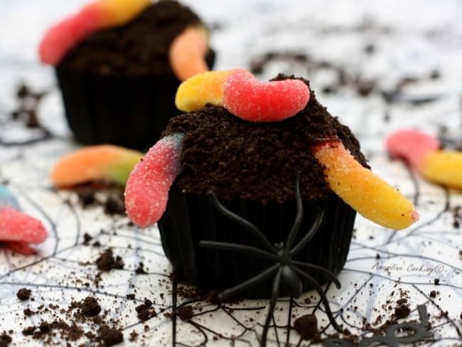 Cupcakes "Vers de terre" pour Halloween