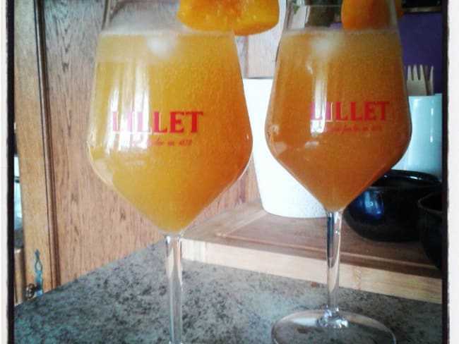 Cocktail Bellinillet : Lillet blanc comme un Bellini