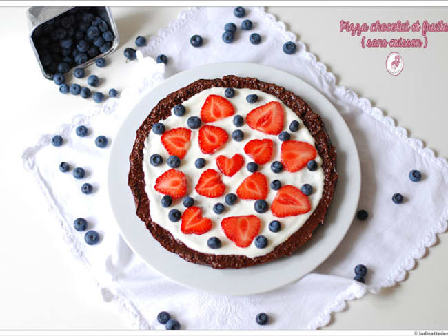 Pizza chocolat et fraise