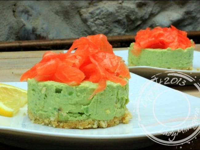 Cheesecake salé avocat et saumon fumé