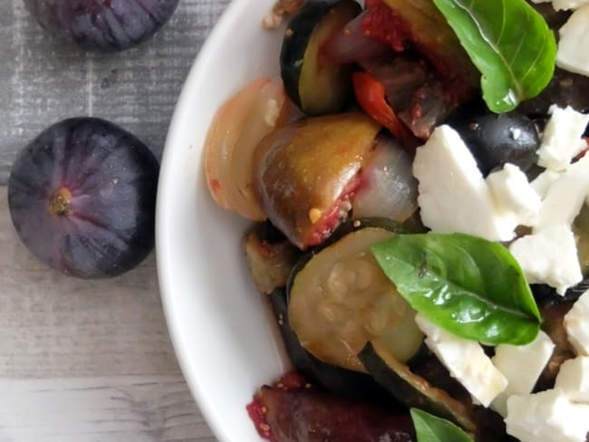 Salade tiède aux légumes d’été et aux figues