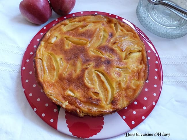 Gâteau fondant aux pommes caramélisées