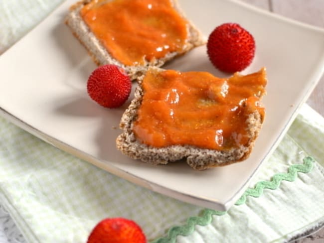 Confiture d'arbouses vanillée à l'agar-agar