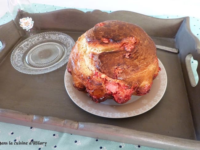 Brioche aux pralines roses