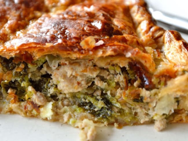 Tourte rustique à la dinde, chou et granny smith