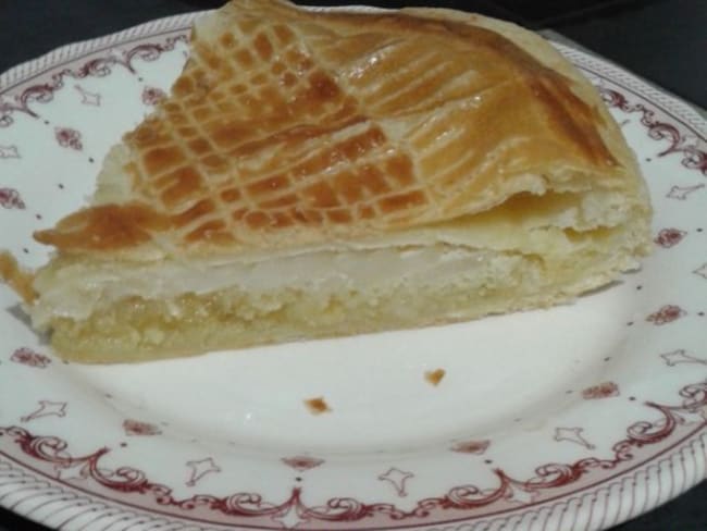 Galette des rois poire et amandes pour l'Epiphanie