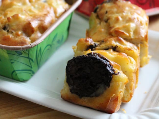 Mini cakes au boudin, pommes et oignons