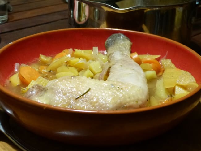 Potée épicée de poulet aux légumes