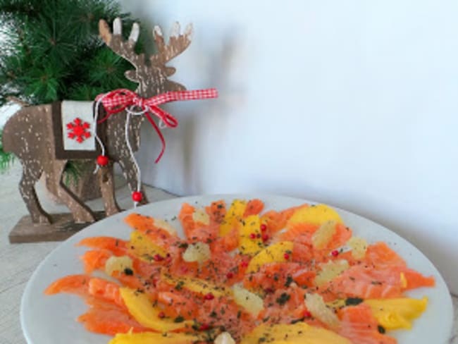 Carpaccio de saumon frais au citron vert et à la mangue