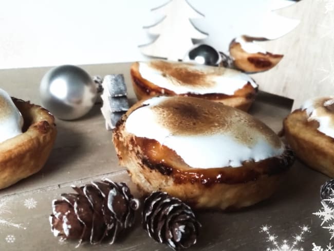 Bouchées aux pommes meringuées pour noël