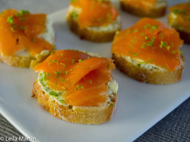 Toasts truite fumée wasabi et citron vert