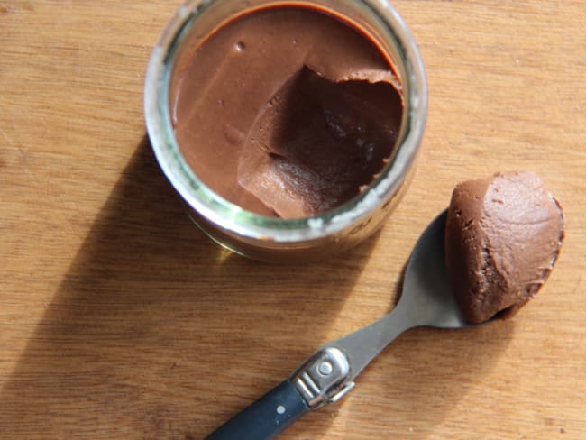 Petits pots de crème au chocolat sans cuisson