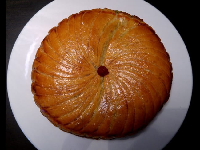 Galette des rois frangipane pistache framboise de l'Epiphanie