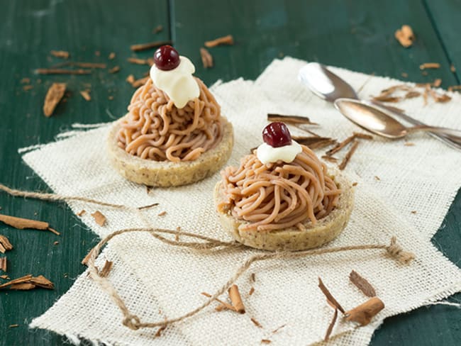 Tartelettes vermicelles à la crème de marron et crème double