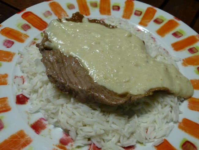 Escalopes de veau aux noix de cajou et roquefort