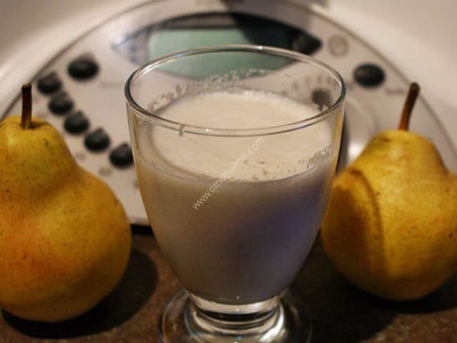 Milk shake poire vanille au thermomix facile et rapide