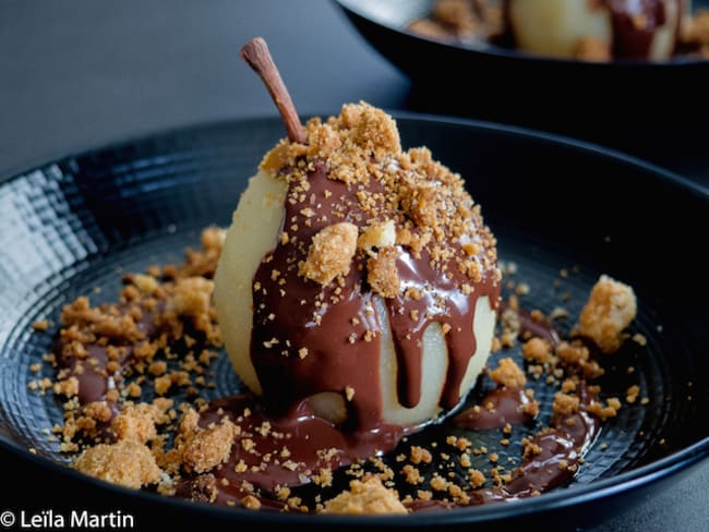 Poire pochée au Gewurztraminer