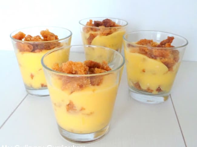 Verrines de lemon curd au crumble