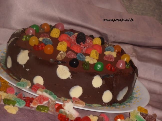 Idée de gâteau aux bonbons pour un anniversaire