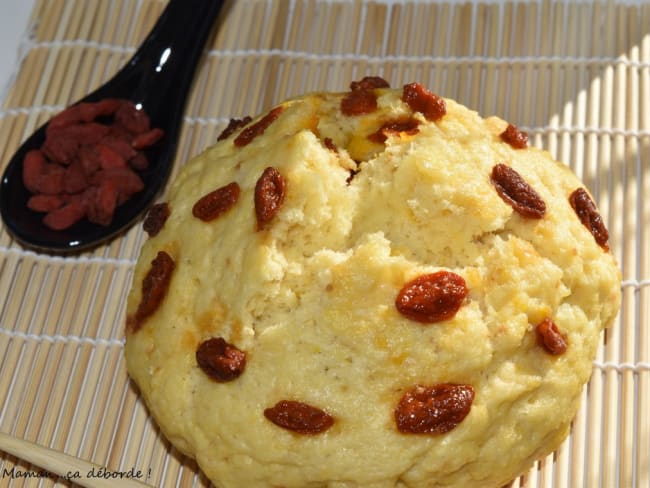 Gâteau de maïs et baies de Goji à la vapeur