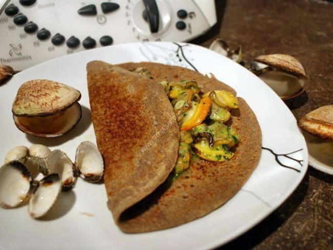 Galette de sarrasin aux amandes, coques et beurre persillé au thermomix facile et rapide