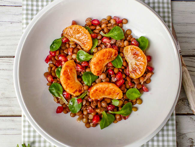 Salade de lentilles, mâche, grenade et clémentine