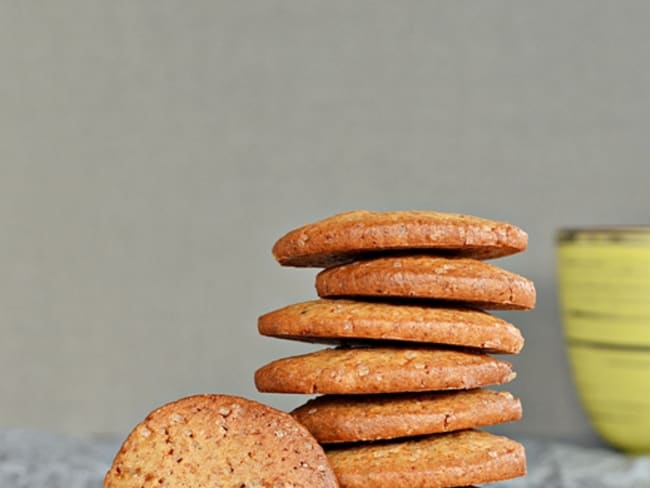 Petits biscuits croquants aux épices