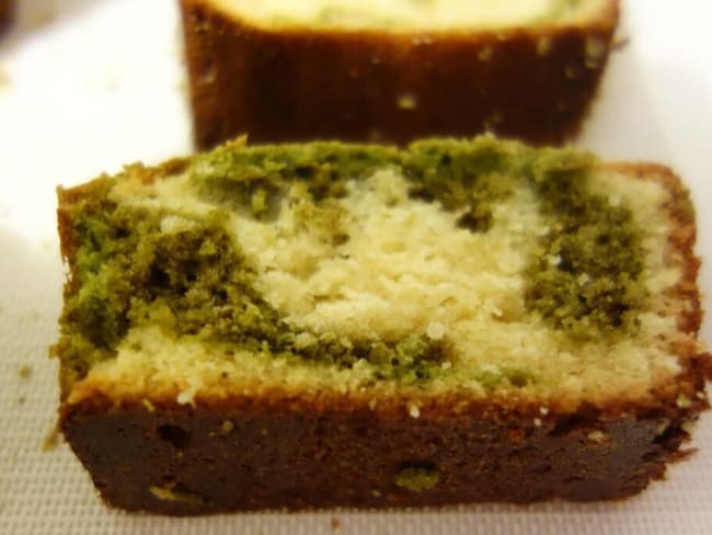 Cake marbré matcha chocolat blanc