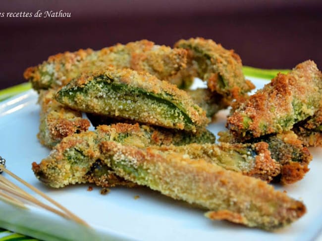 Frites d'avocat au parmesan au four