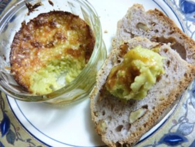 Tartinade d'artichauts chaudes, parmesan et ail