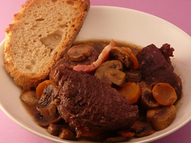 Boeuf bourguignon traditionnel bien parfumé