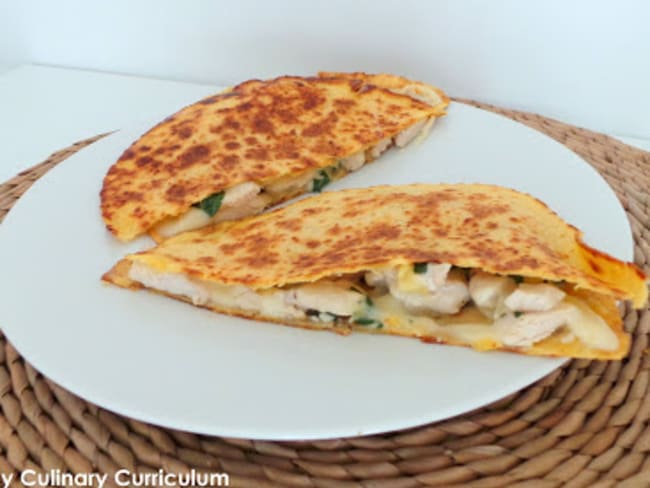 Quesadillas au poulet et à la mozzarella