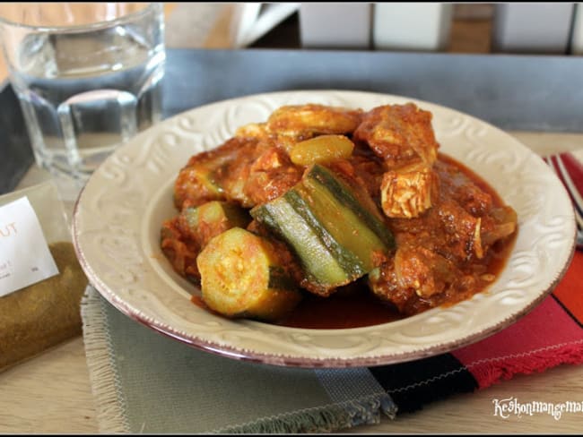 Tajine express de poulet au ras el hanout jaune