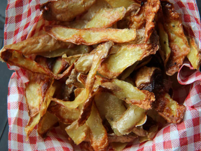 Chips d’épluchures de pommes de terre