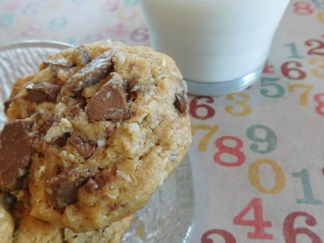 Cookies aux flocons d'avoine, coco et chocolat au lait