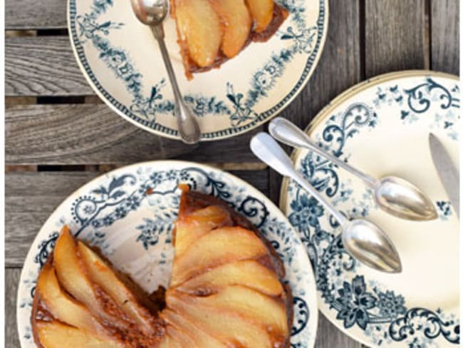 Pain d'épices aux poires caramélisées