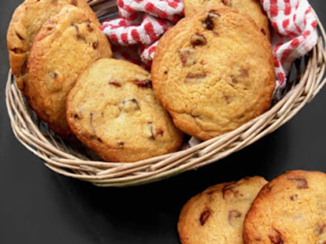 Cookies aux Pépites de Chocolat et Amandes Caramélisées
