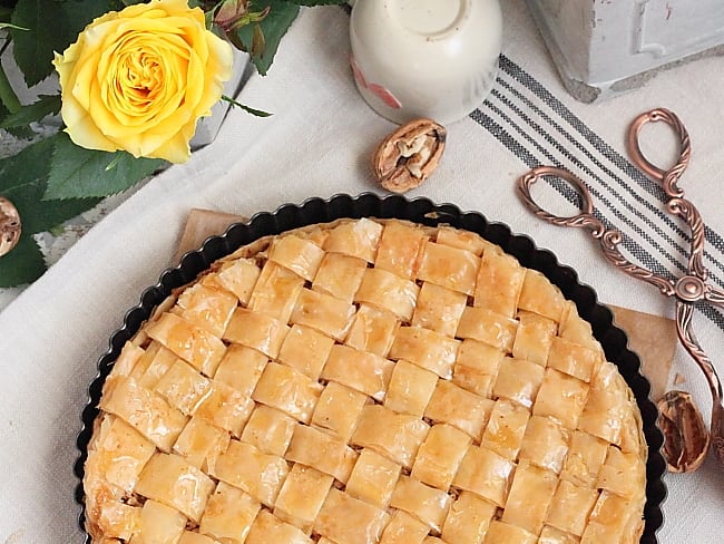 Baklava façon tourte aux fruits secs et eau de géranium