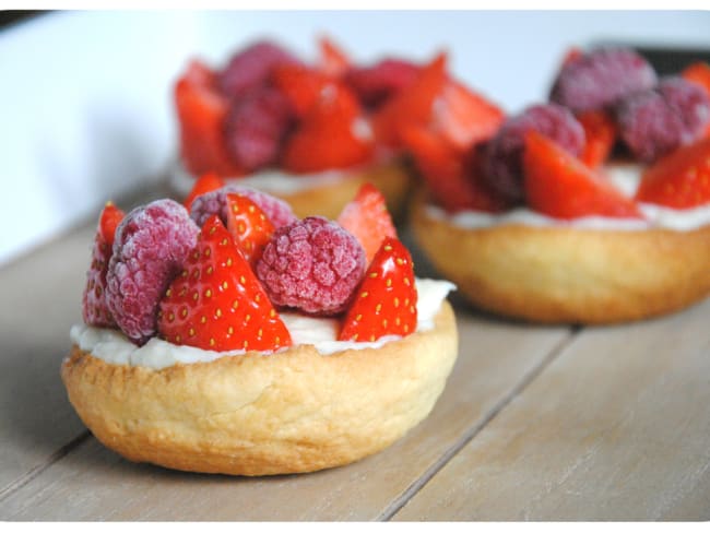 Tartelettes fraises et framboises à la crème pâtissière au mascarpone