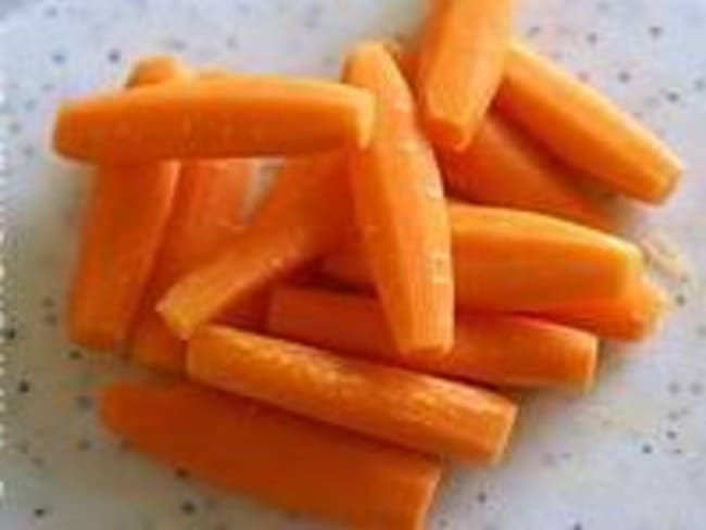 Tourner des carottes - Ôter le bois et tailler en fuseau
