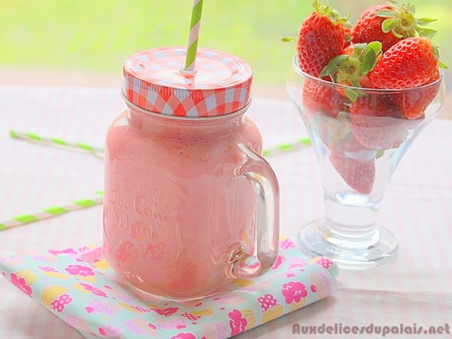 Milk shake aux fraises bananes et babeurre