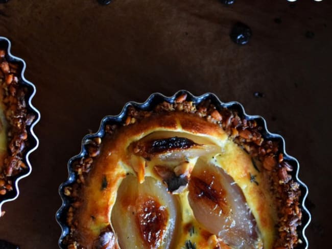 Tartelettes aux échalotes confites et chèvre frais